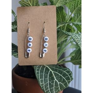 Handmade Halloween Earrings🦇